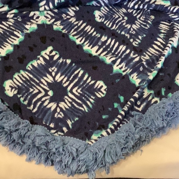 FRINGED BOTTOM TOP - Picture 3 of 4